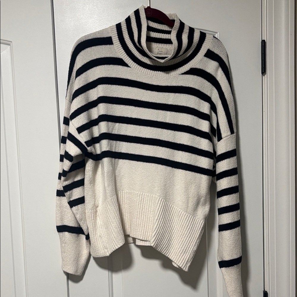 a new day Black and White Striped Turtleneck Sweater SIZE LARGE